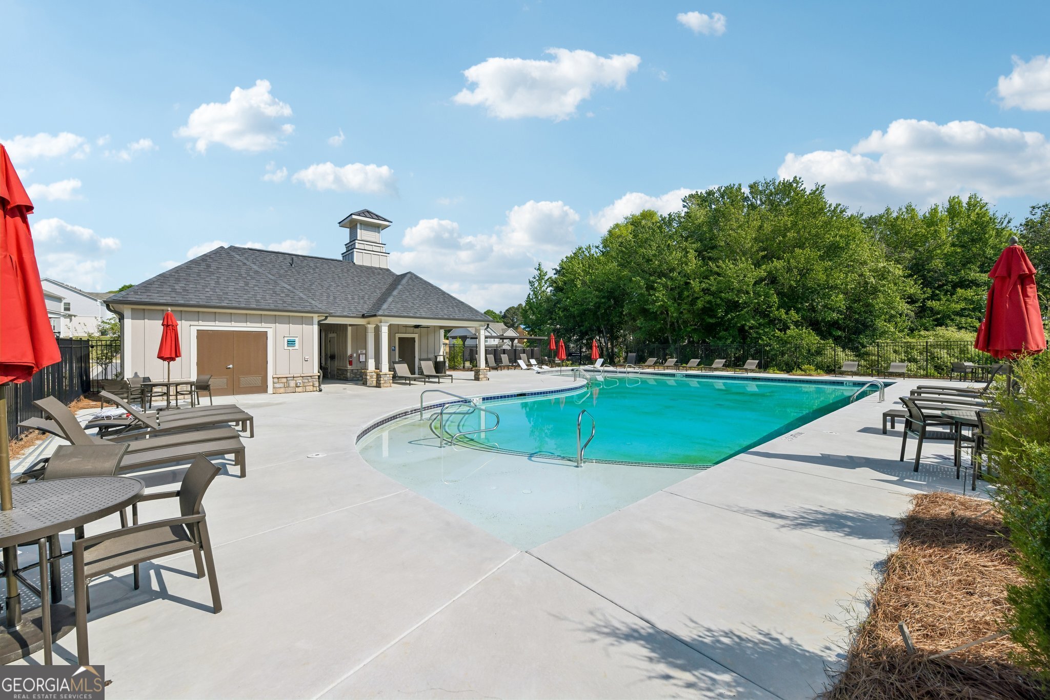 1763 Fawlocke Run Loganville GA 30052