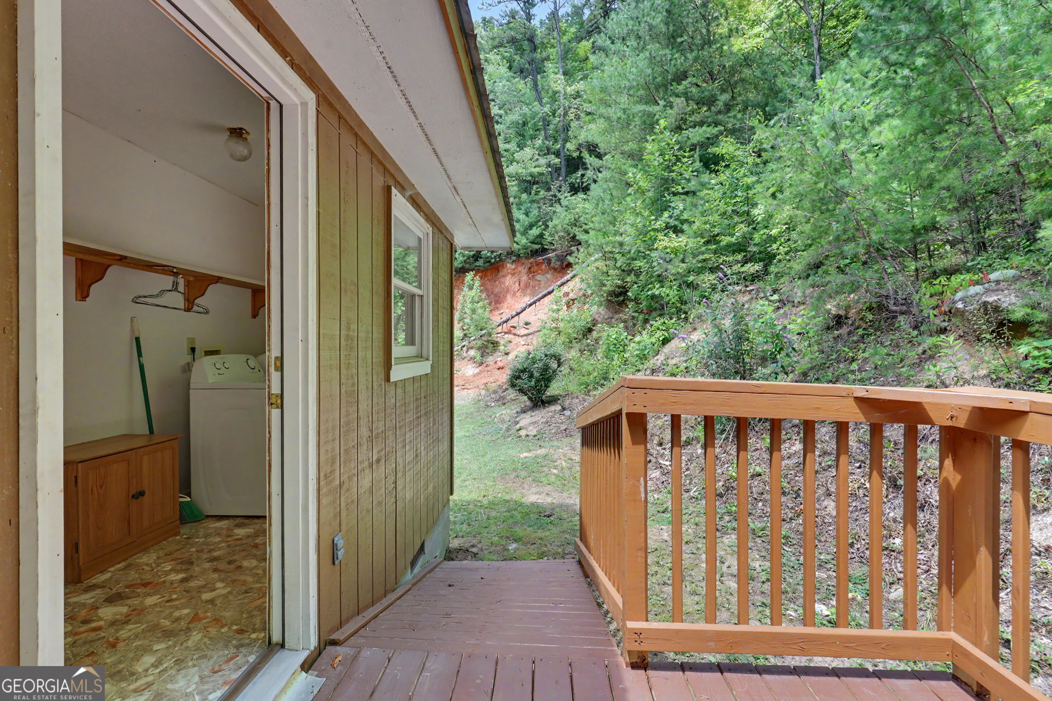 118 Cub Lane Rabun Gap GA 30568