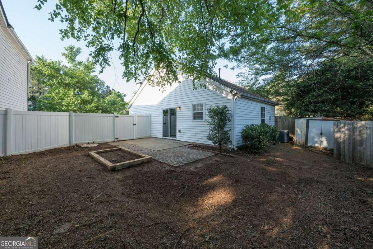 207 Daventry Way Woodstock GA 30188