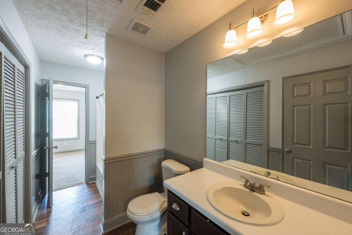 207 Daventry Way Woodstock GA 30188