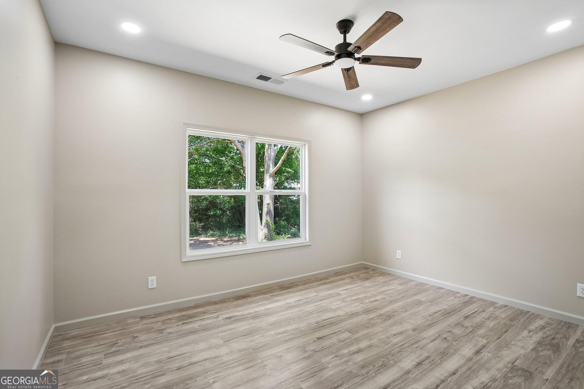 124 Johnson Street Barnesville GA 30204