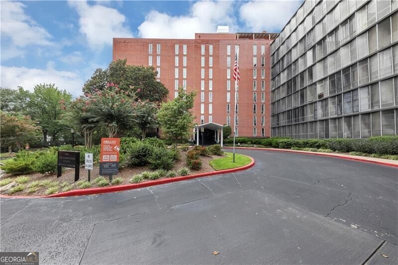 3060 Pharr Court North NW Atlanta GA 30305
