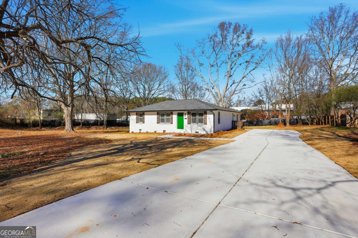 127 Perry Street Loganville GA 30052