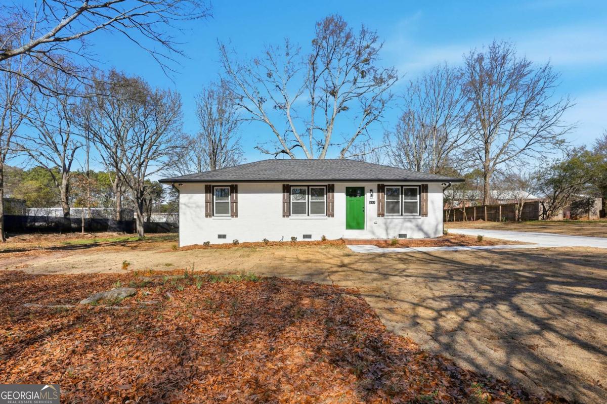 127 Perry Street Loganville GA 30052