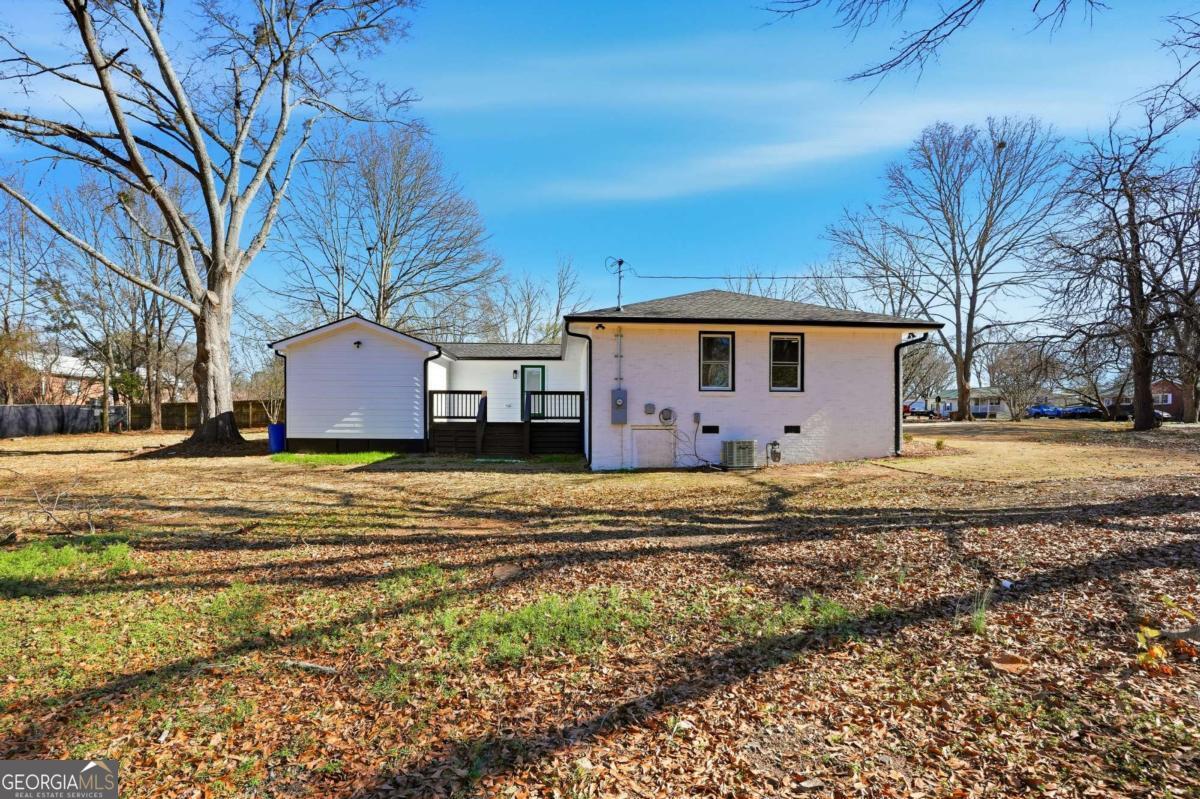 127 Perry Street Loganville GA 30052
