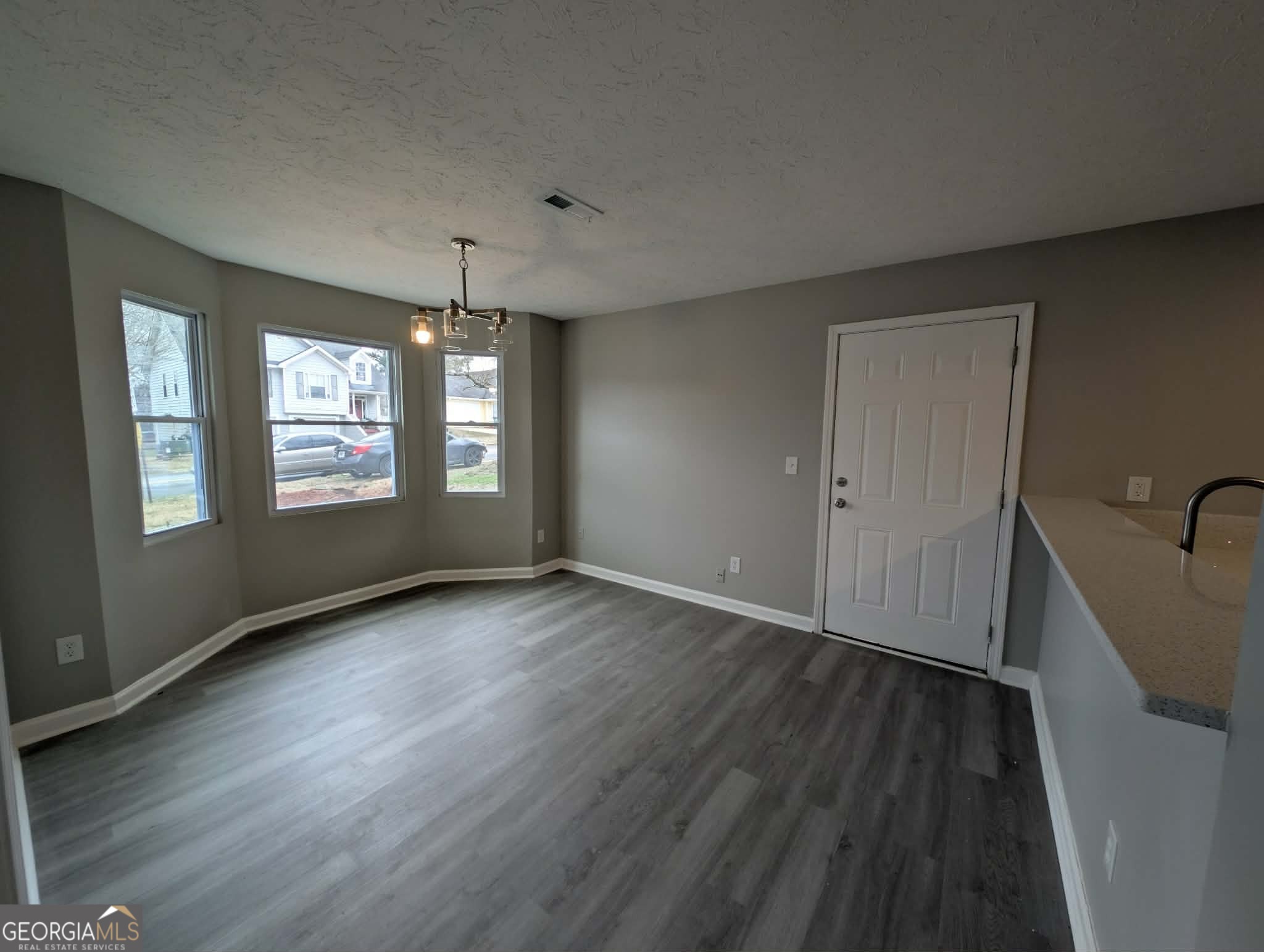 147 Crystal Brook Griffin GA 30223