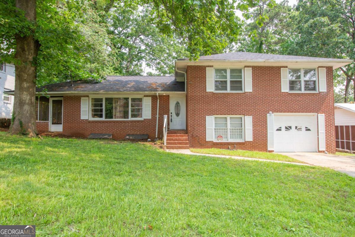 1558 Boulderwoods Drive SE Atlanta GA 30316