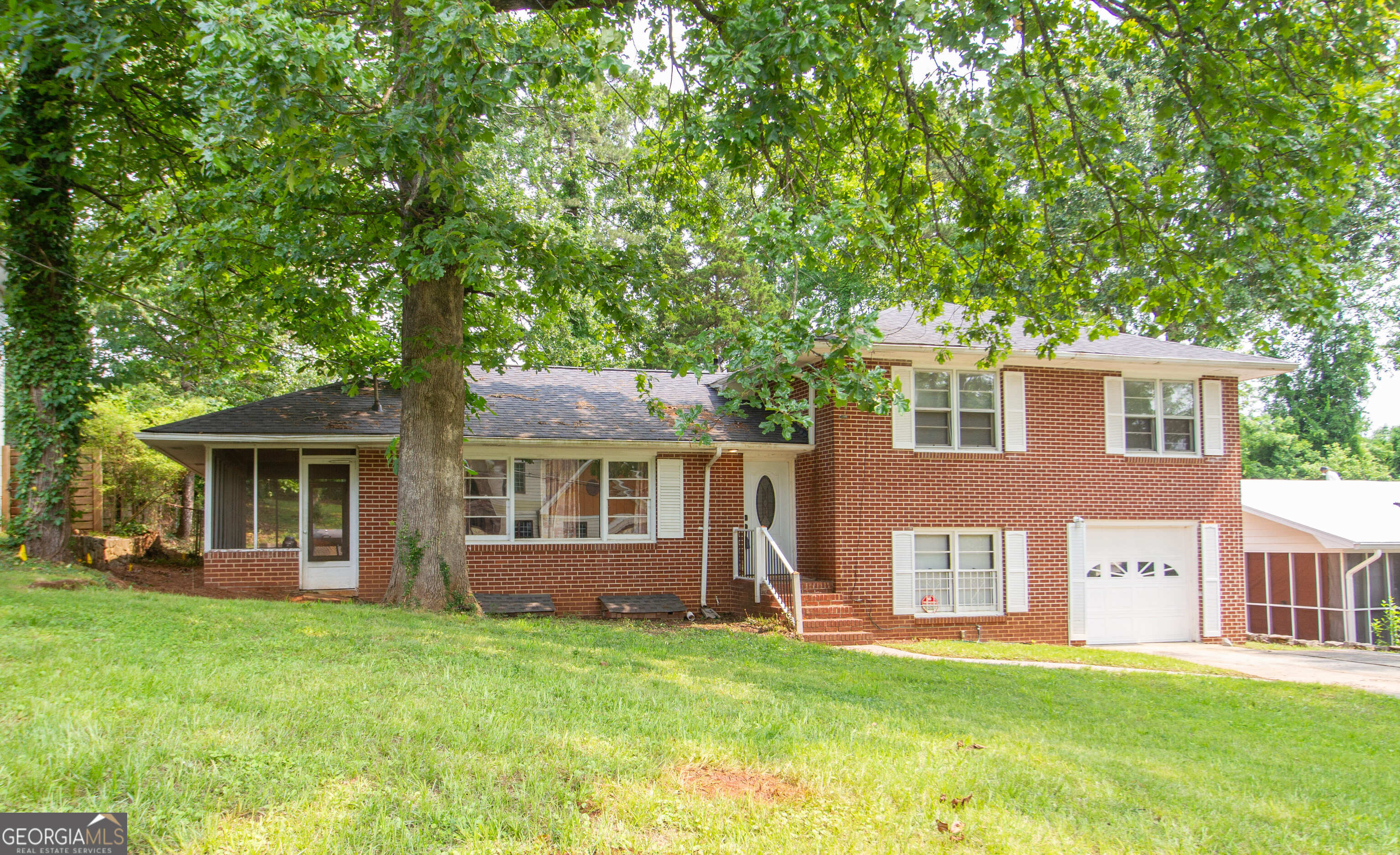 1558 Boulderwoods Drive SE Atlanta GA 30316