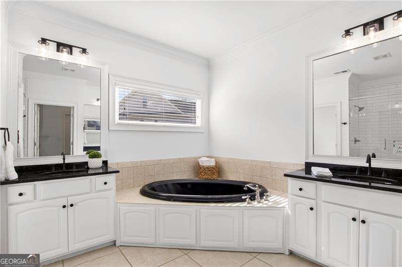 1958 Lois Pointe SE Smyrna GA 30080