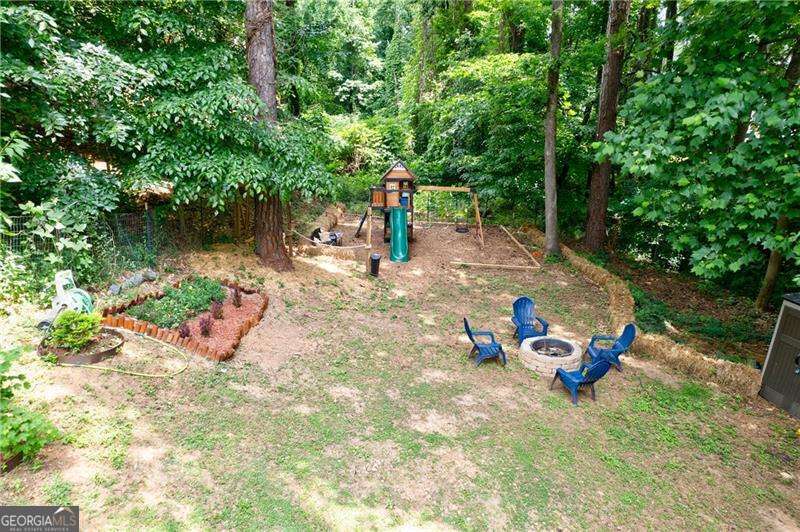 1958 Lois Pointe SE Smyrna GA 30080