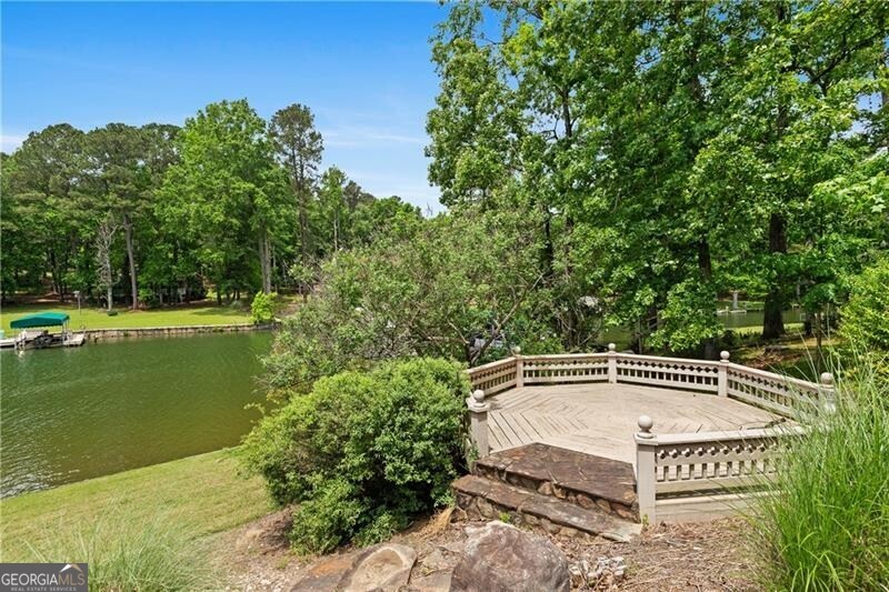 1041 Fox Chase Run Greensboro GA 30642