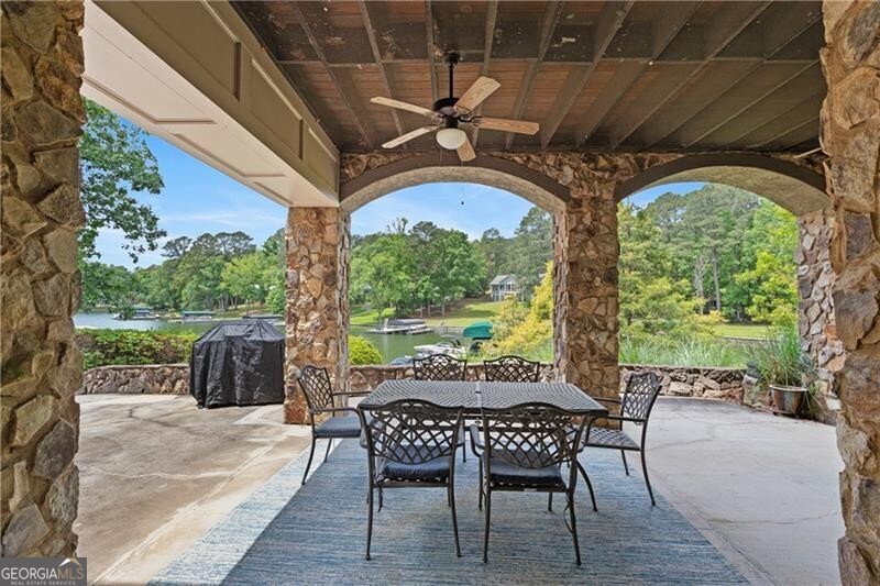 1041 Fox Chase Run Greensboro GA 30642