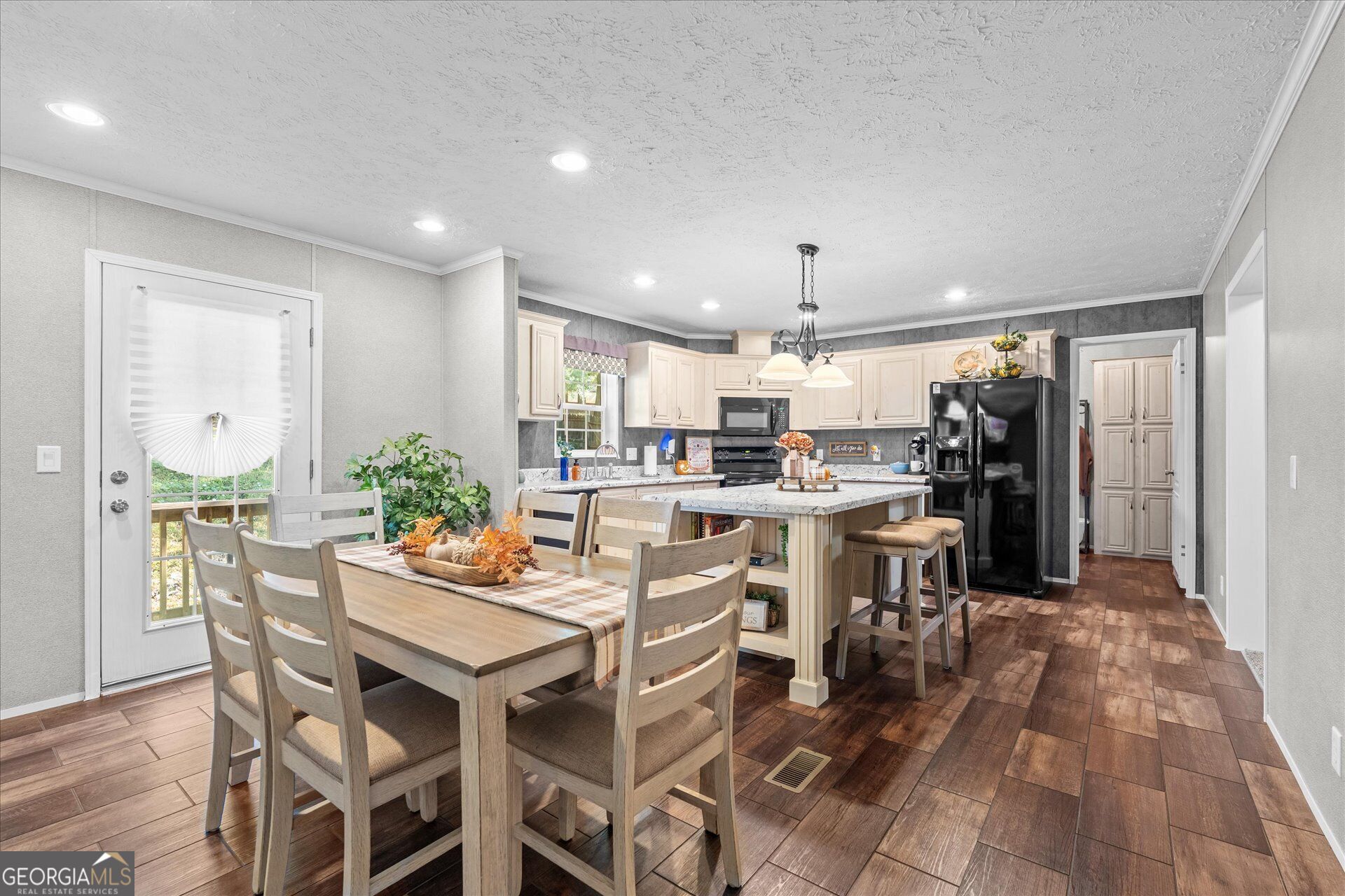 215 Navajo Trail Bowdon GA 30108