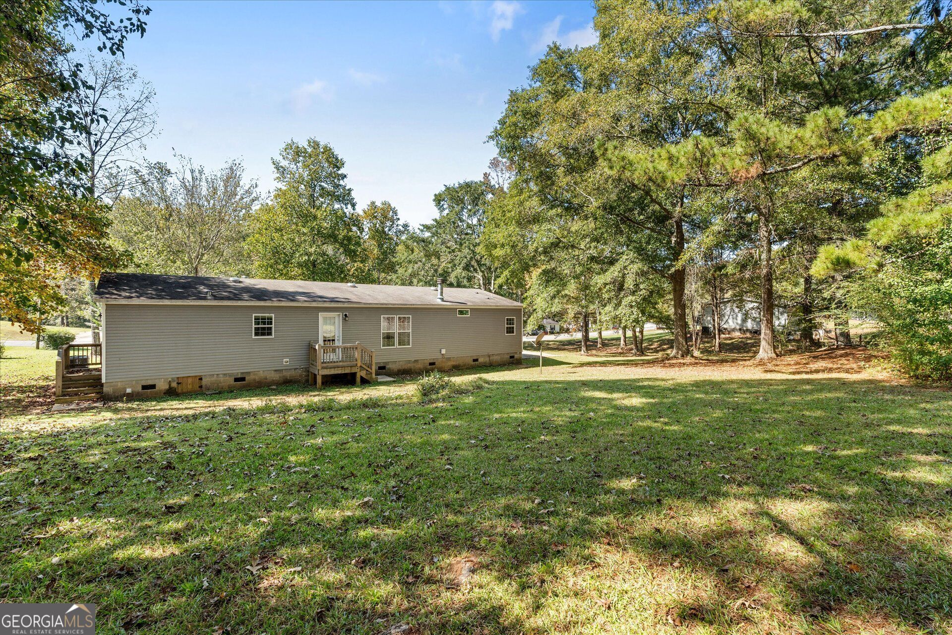 215 Navajo Trail Bowdon GA 30108