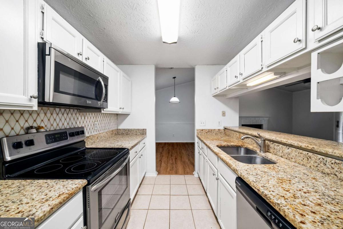530 Warm Springs Circle Roswell GA 30075