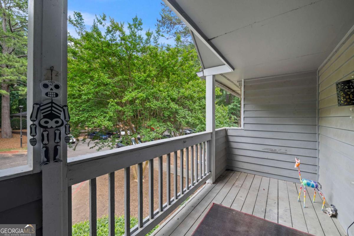 530 Warm Springs Circle Roswell GA 30075