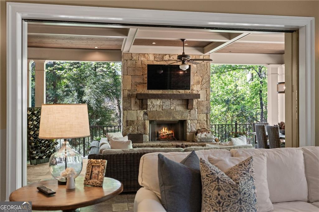 4388 Lochsa Lane Suwanee GA 30024