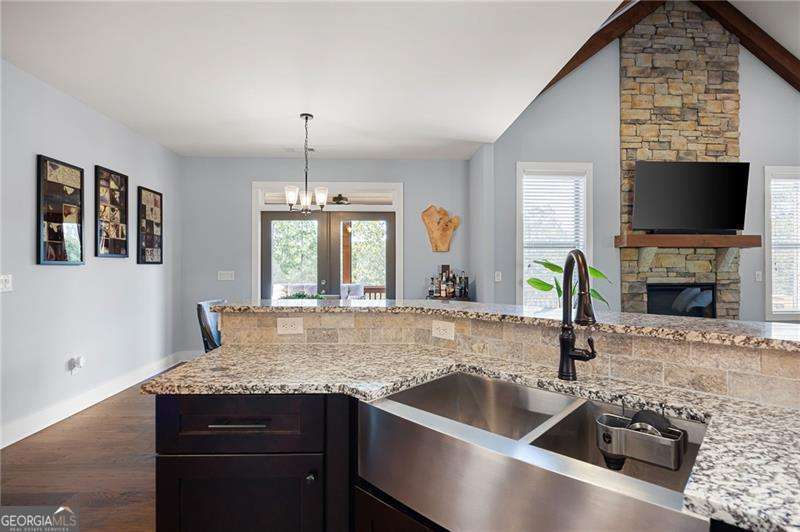 61 Roberson Drive Cartersville GA 30121