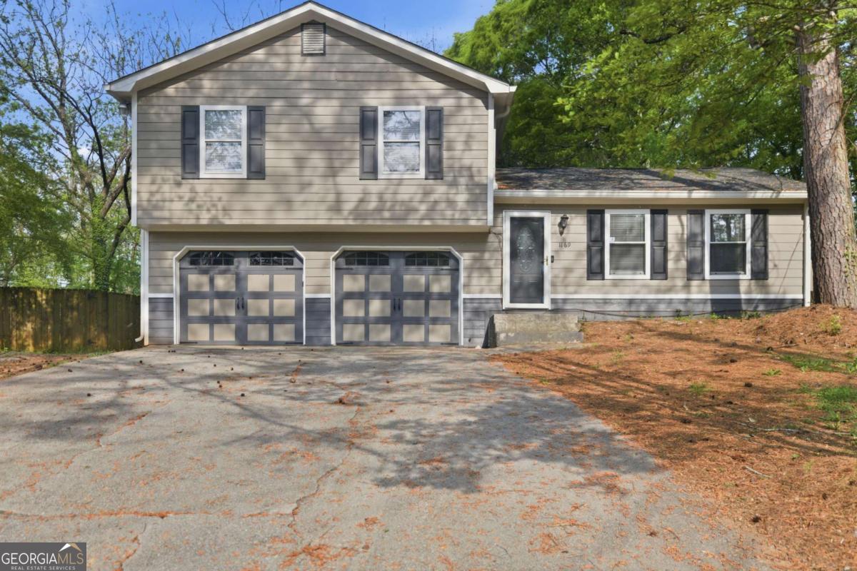 1169 Dustin Court Stone Mountain GA 30088