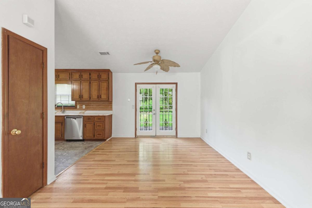 1169 Dustin Court Stone Mountain GA 30088