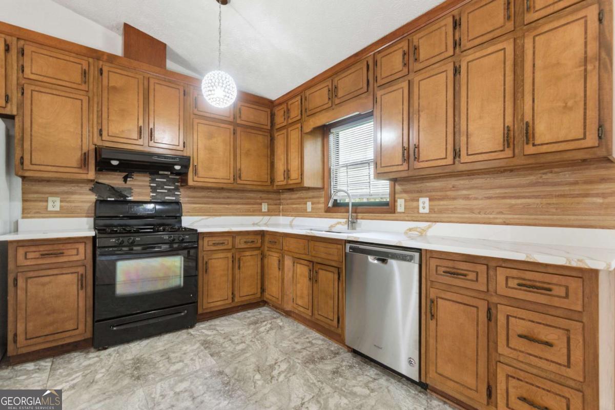 1169 Dustin Court Stone Mountain GA 30088