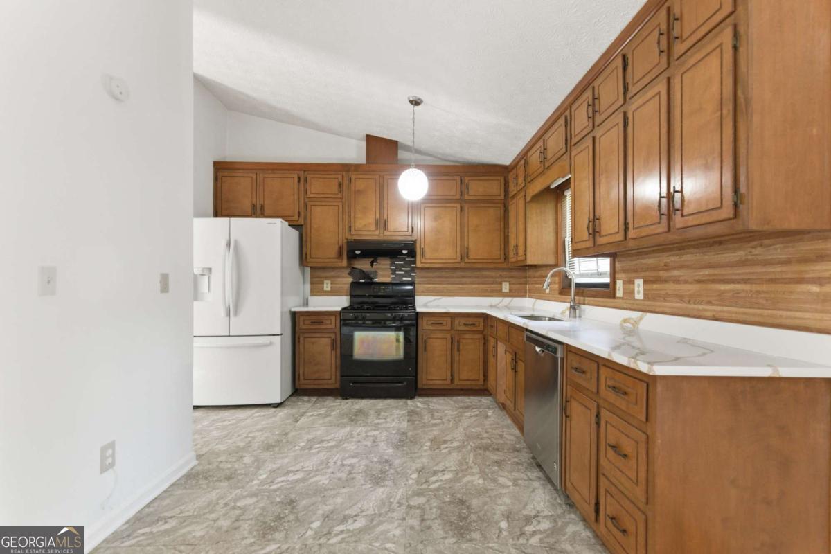 1169 Dustin Court Stone Mountain GA 30088