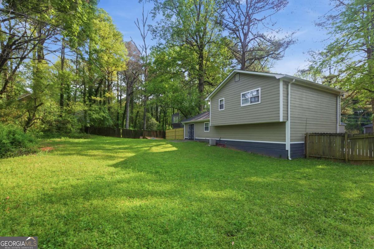 1169 Dustin Court Stone Mountain GA 30088