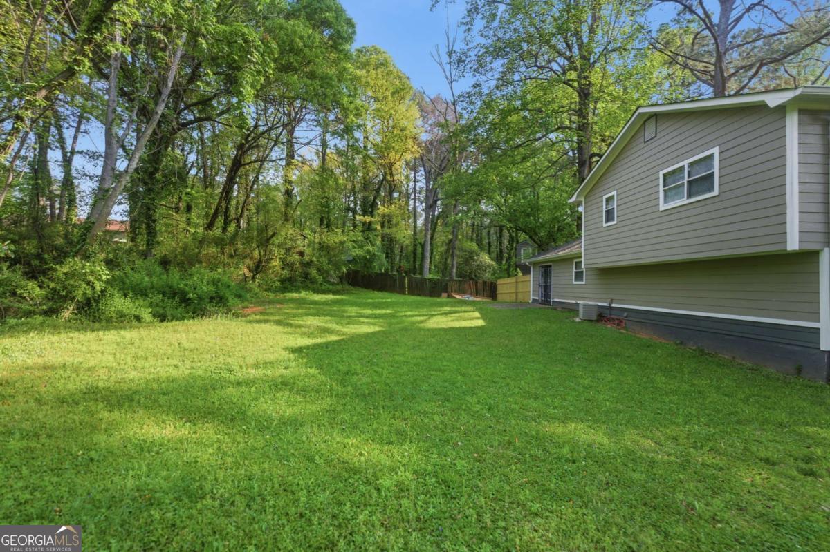 1169 Dustin Court Stone Mountain GA 30088