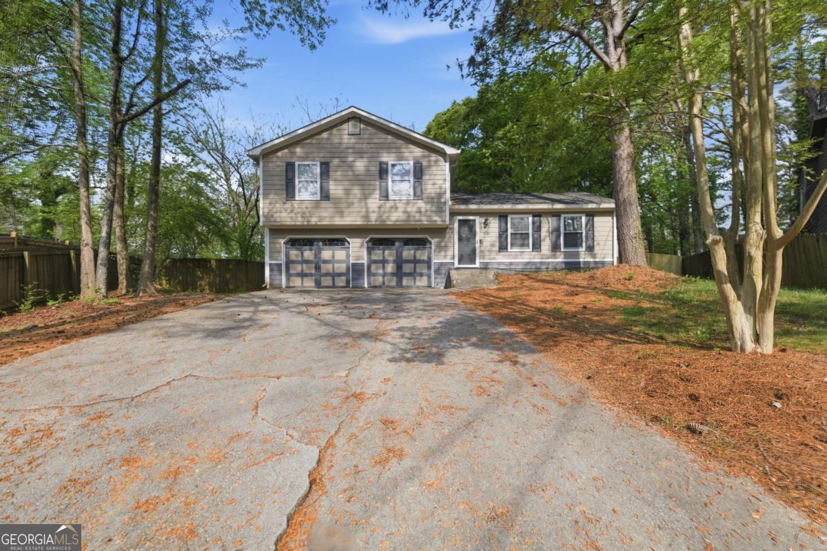 1169 Dustin Court Stone Mountain GA 30088