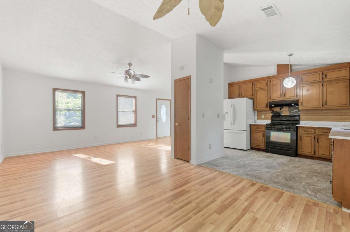 1169 Dustin Court Stone Mountain GA 30088