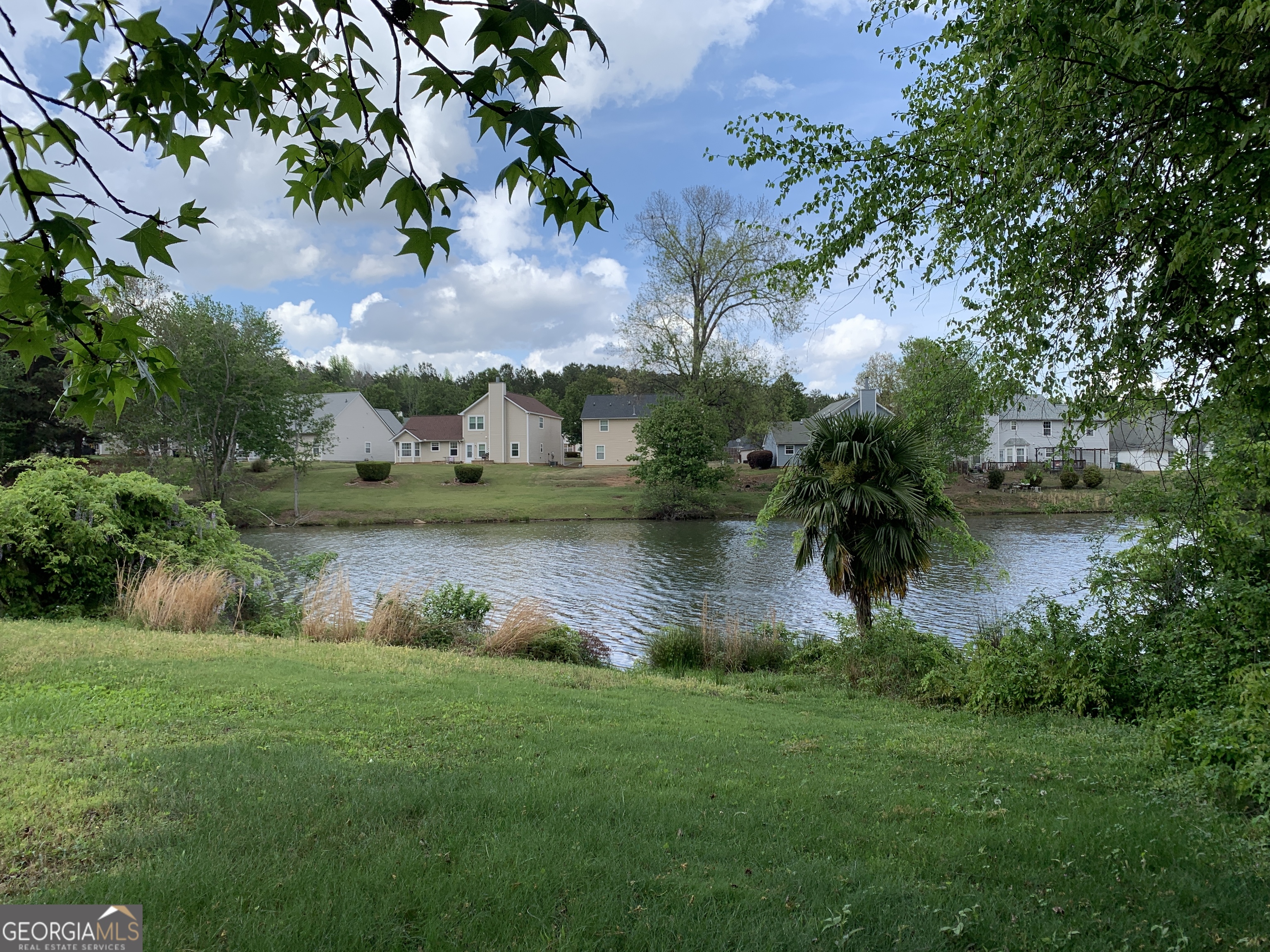 145 Harbour Lake Drive Fayetteville GA 30215