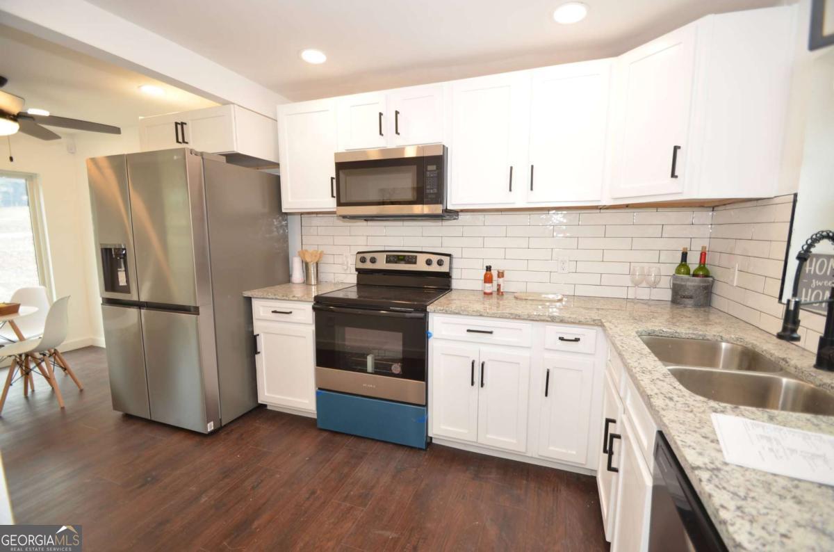 1350 Kenilworth Drive SW Atlanta GA 30310