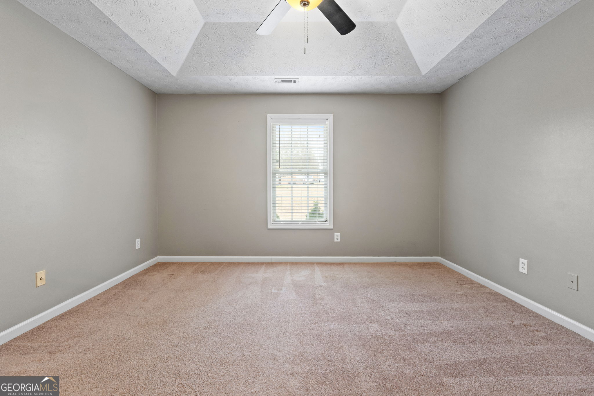 49 Canterbury Drive Grantville GA 30220