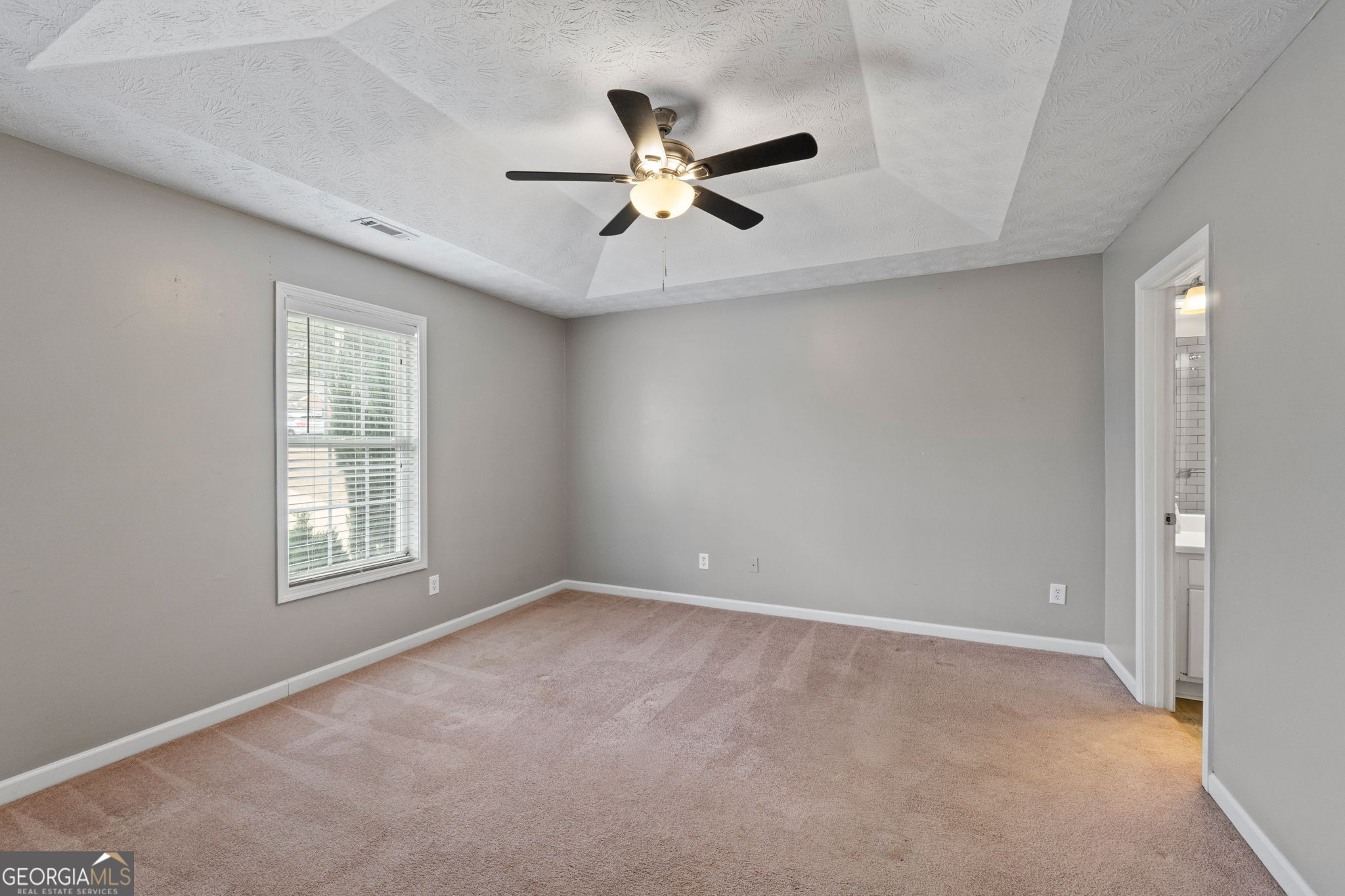 49 Canterbury Drive Grantville GA 30220