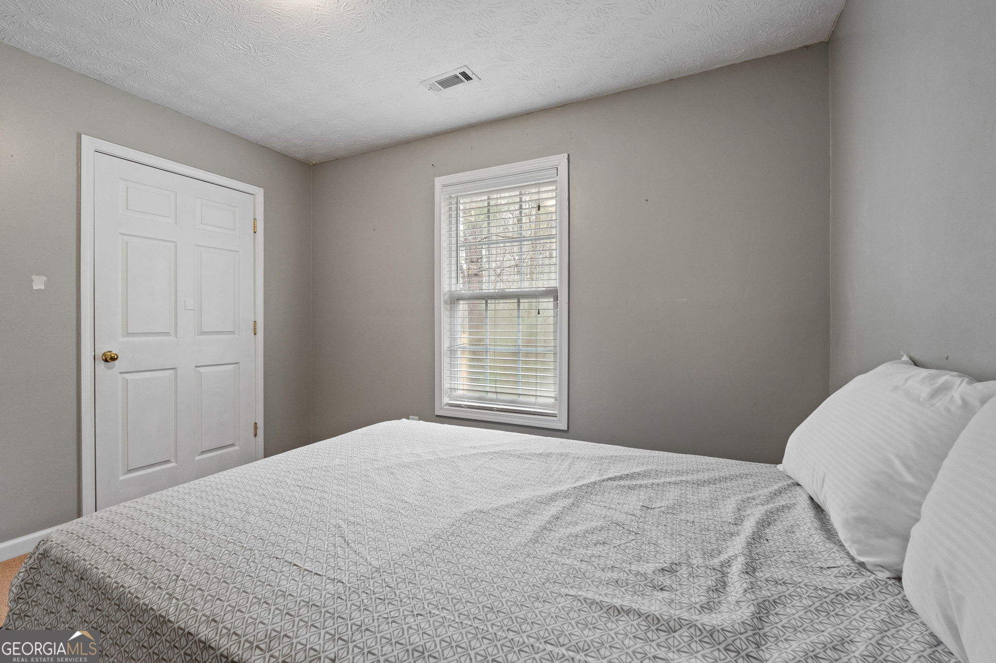 49 Canterbury Drive Grantville GA 30220