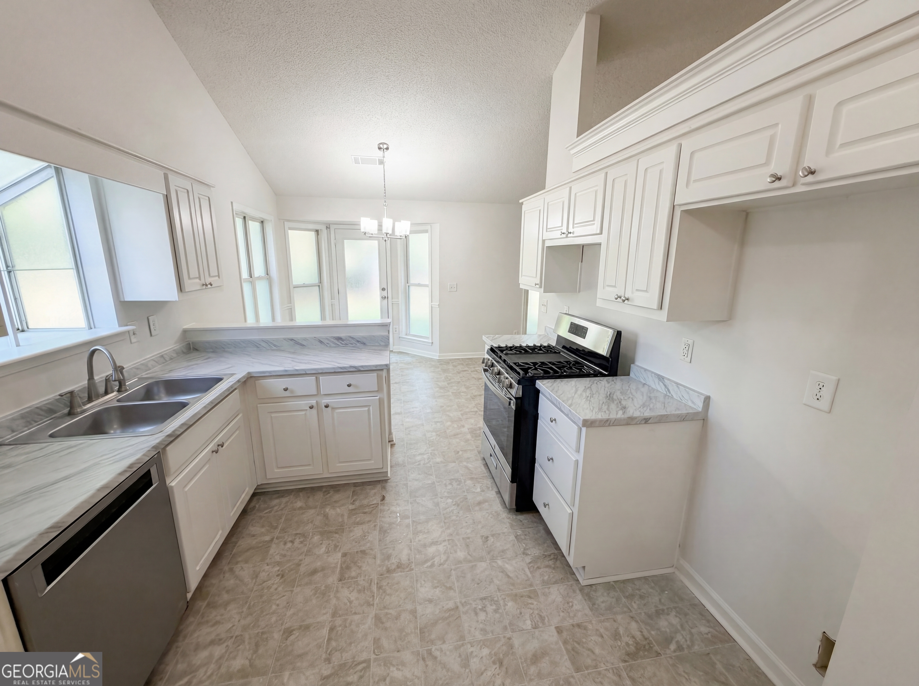 12 River Park Court Newnan GA 30265