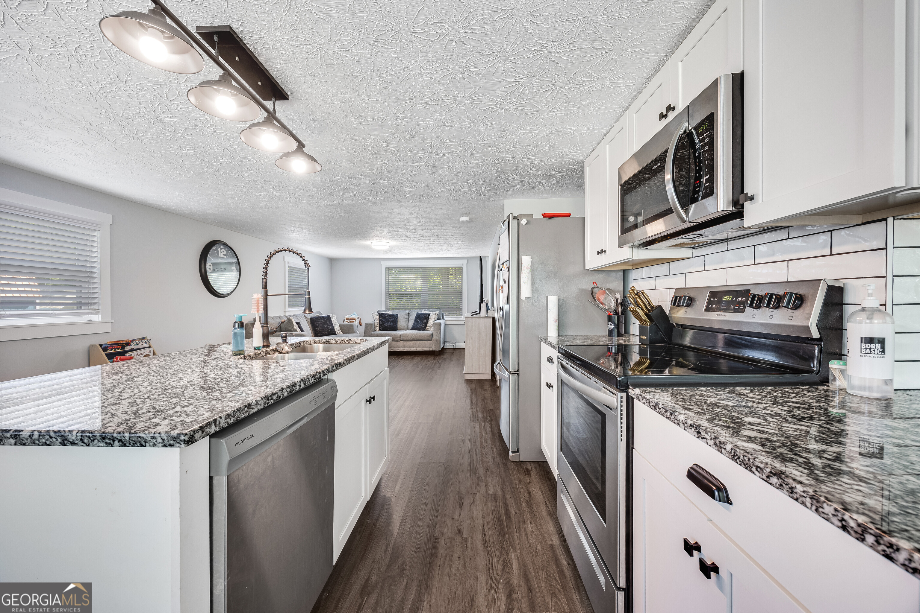 51 Cedar Circle West Point GA 31833