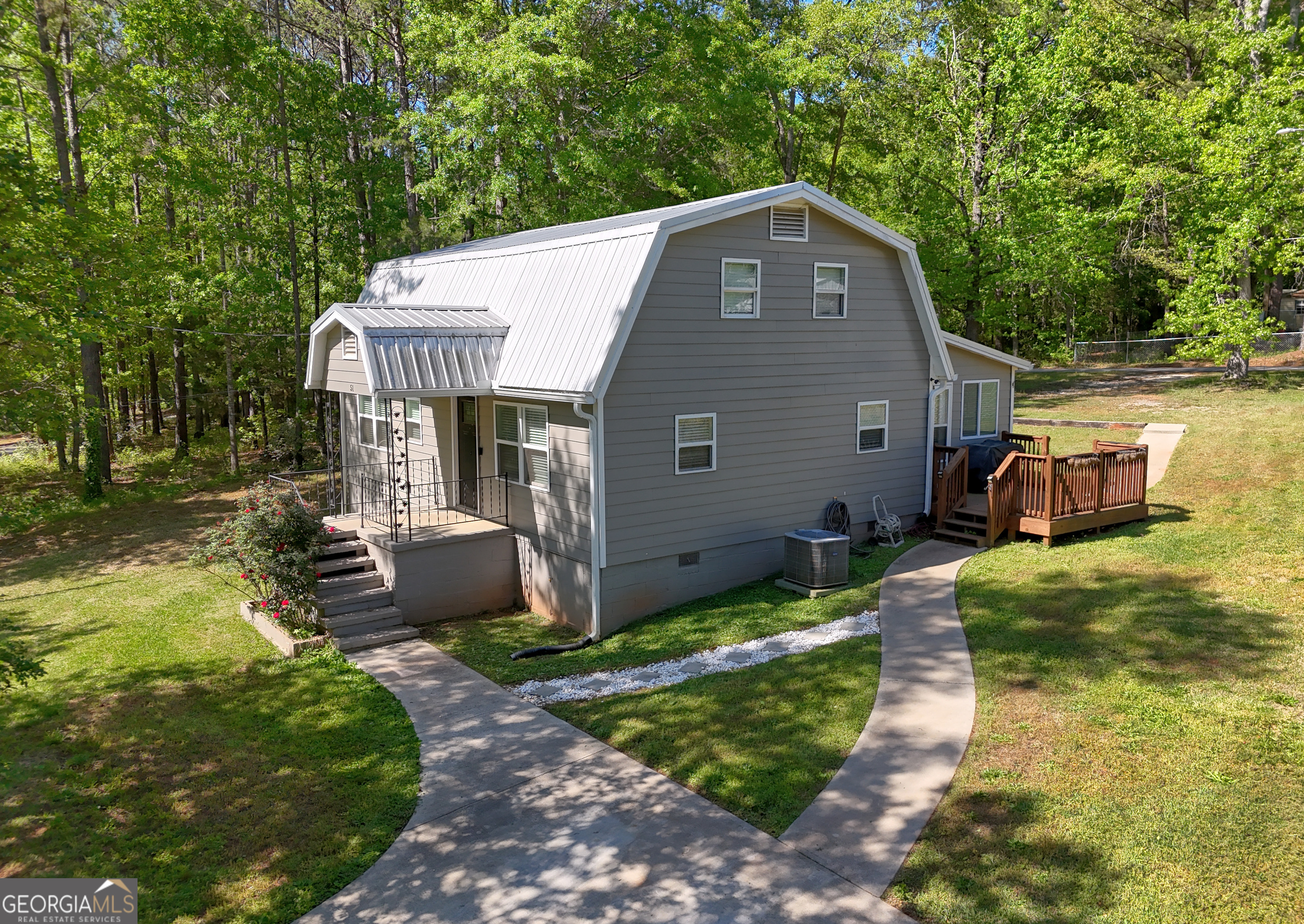 51 Cedar Circle West Point GA 31833