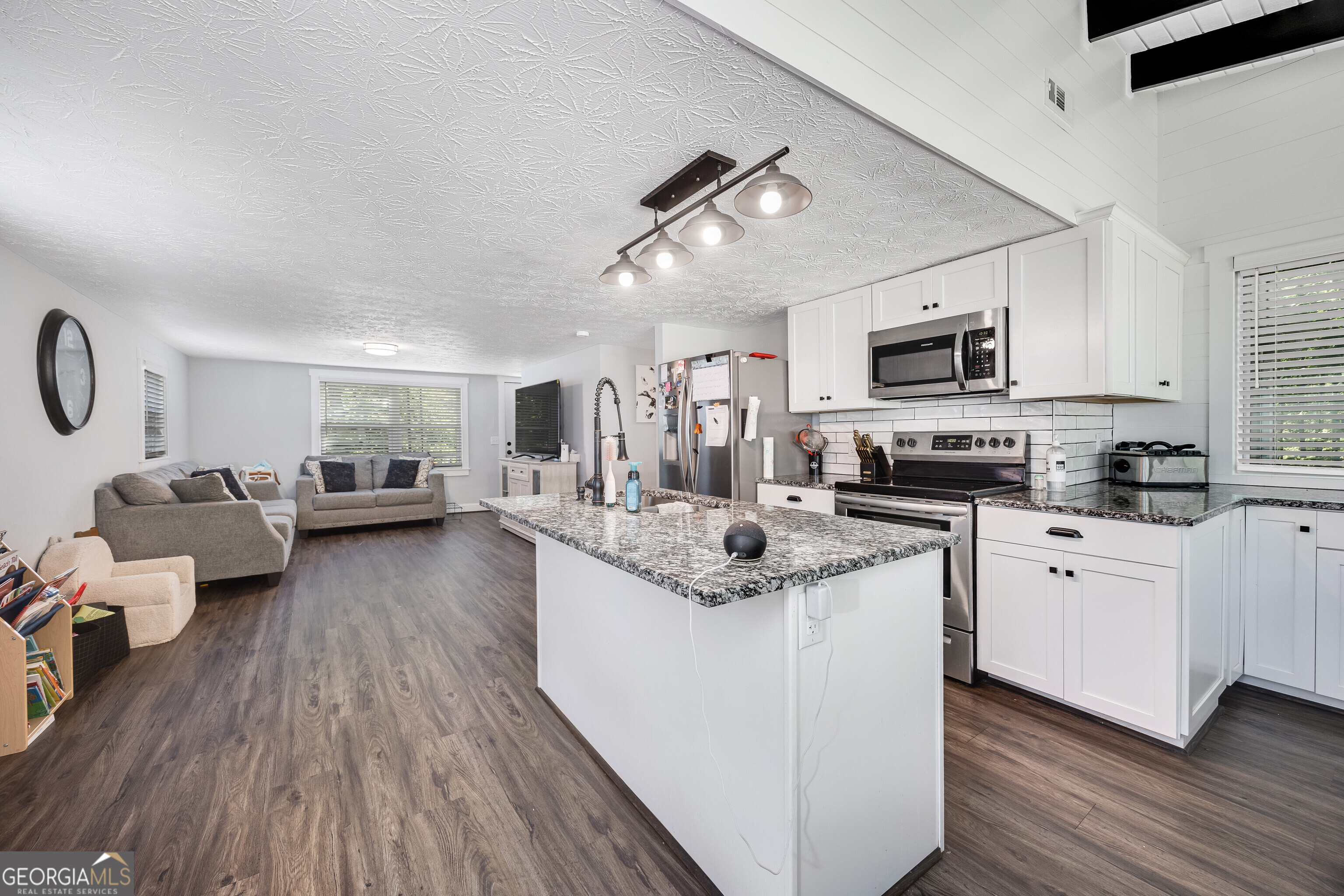 51 Cedar Circle West Point GA 31833