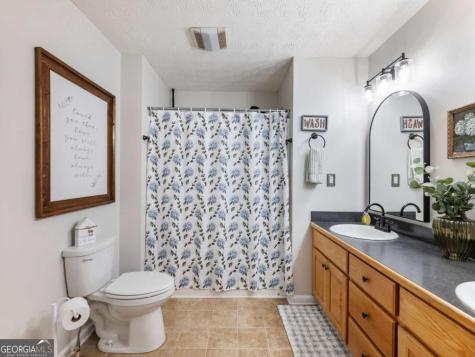 50 Kensington Drive Cleveland GA 30528