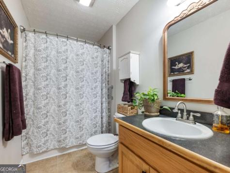 50 Kensington Drive Cleveland GA 30528