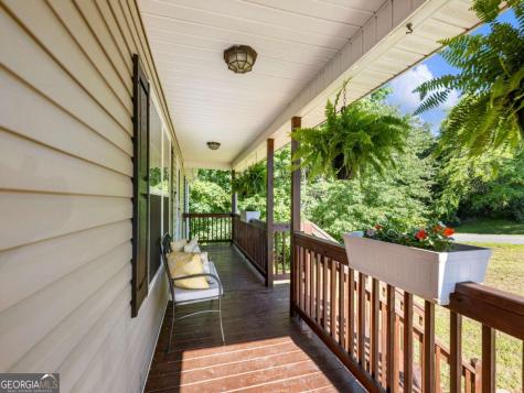 50 Kensington Drive Cleveland GA 30528