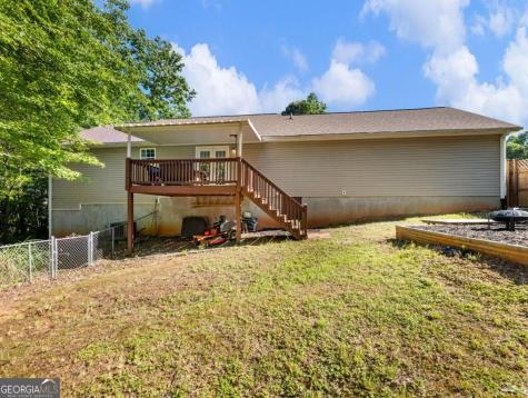 50 Kensington Drive Cleveland GA 30528