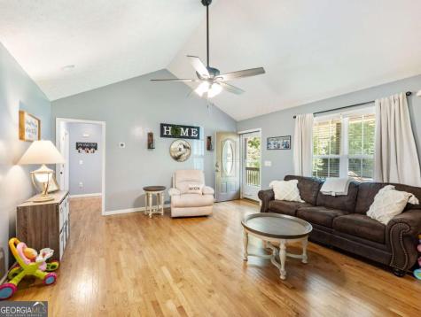 50 Kensington Drive Cleveland GA 30528