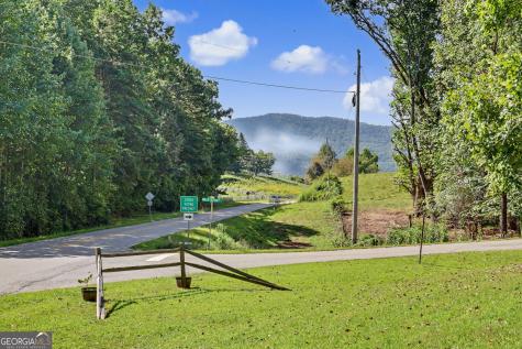 18 Willie Hutson Road Blairsville GA 30512