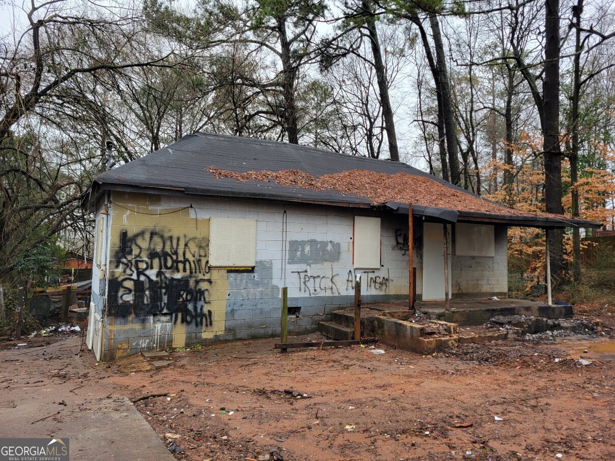 516 Warren Avenue Scottdale GA 30079