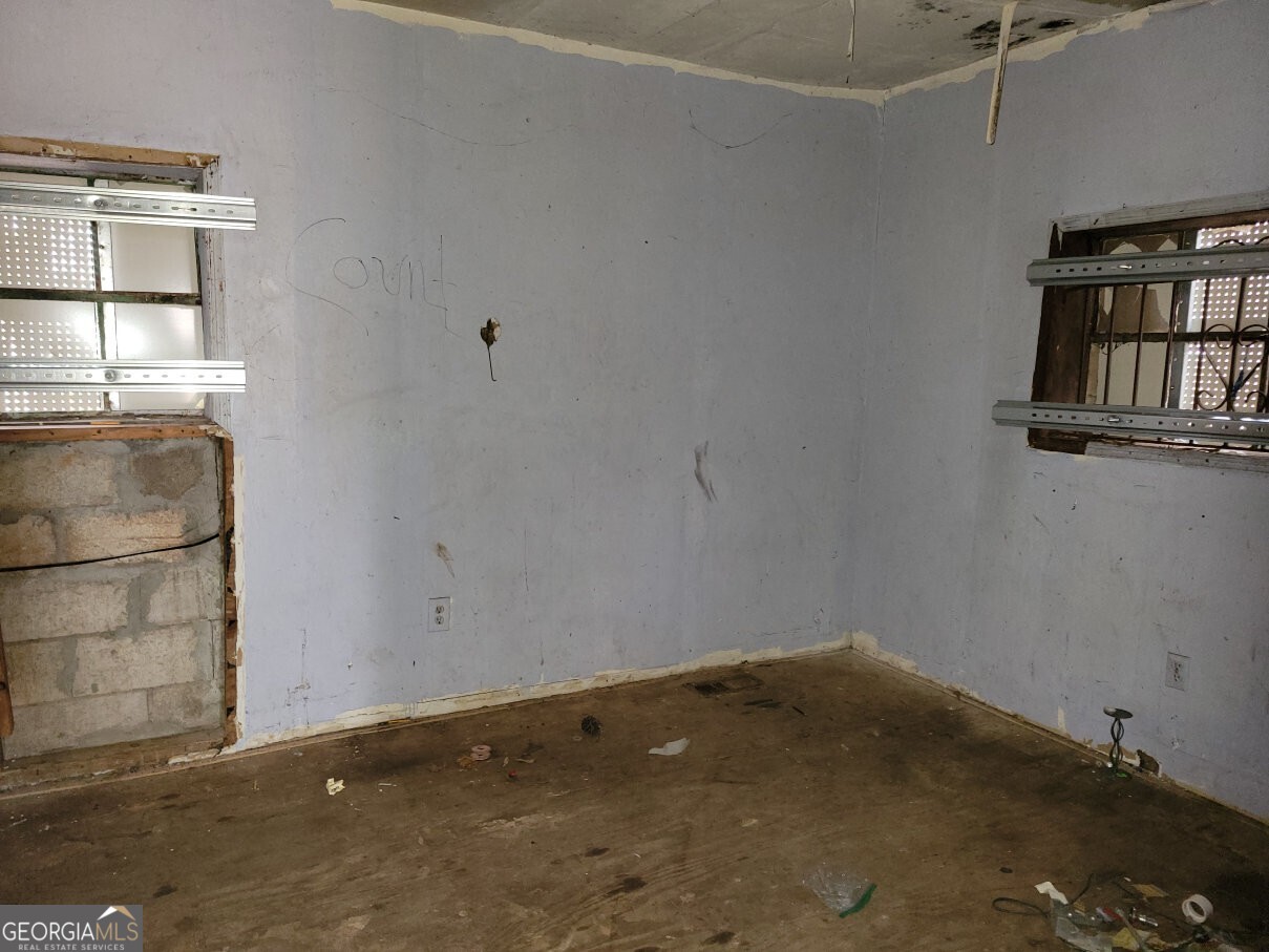 516 Warren Avenue Scottdale GA 30079