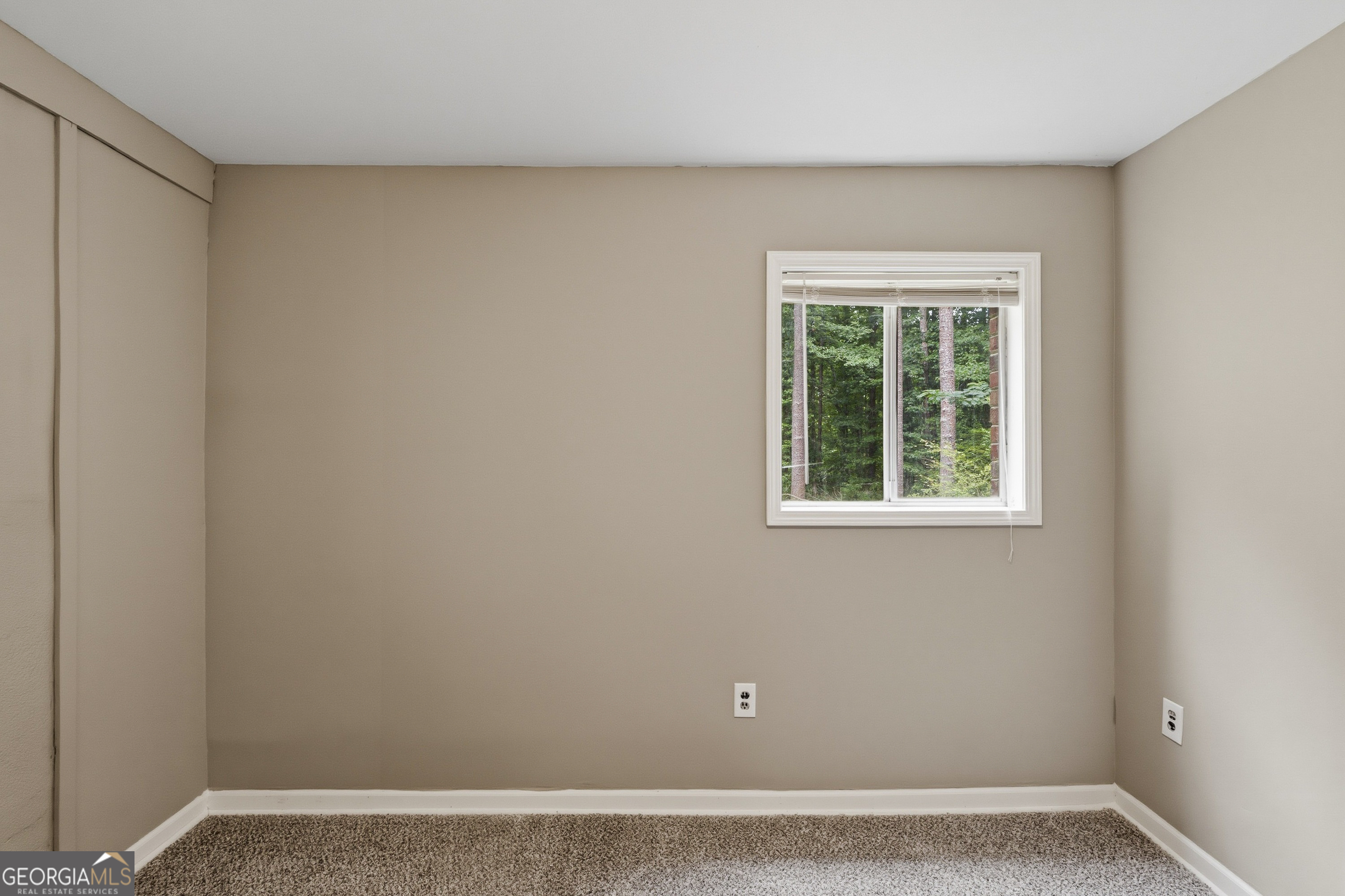 639 Cedrick Lane Stone Mountain GA 30087
