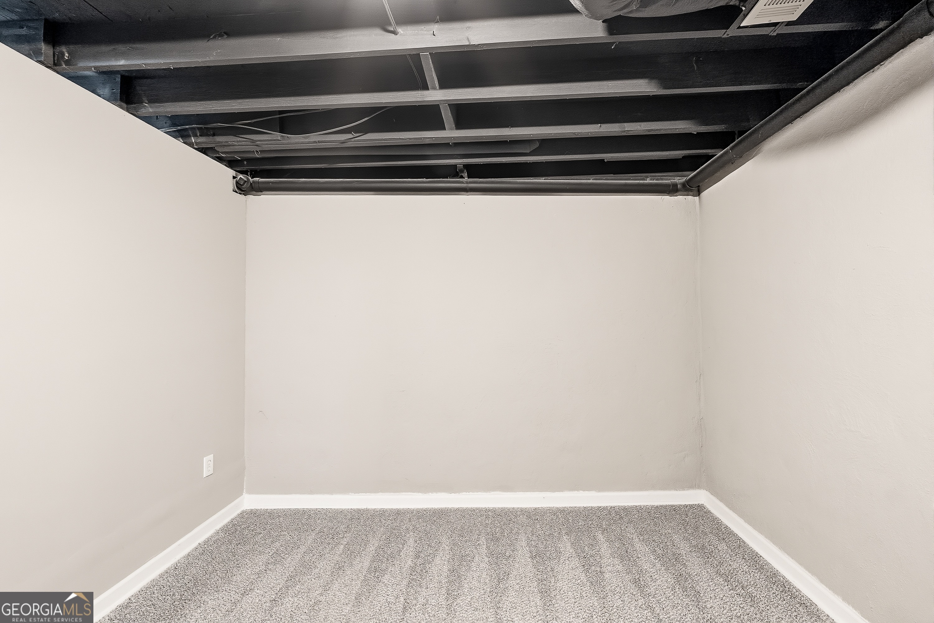 639 Cedrick Lane Stone Mountain GA 30087