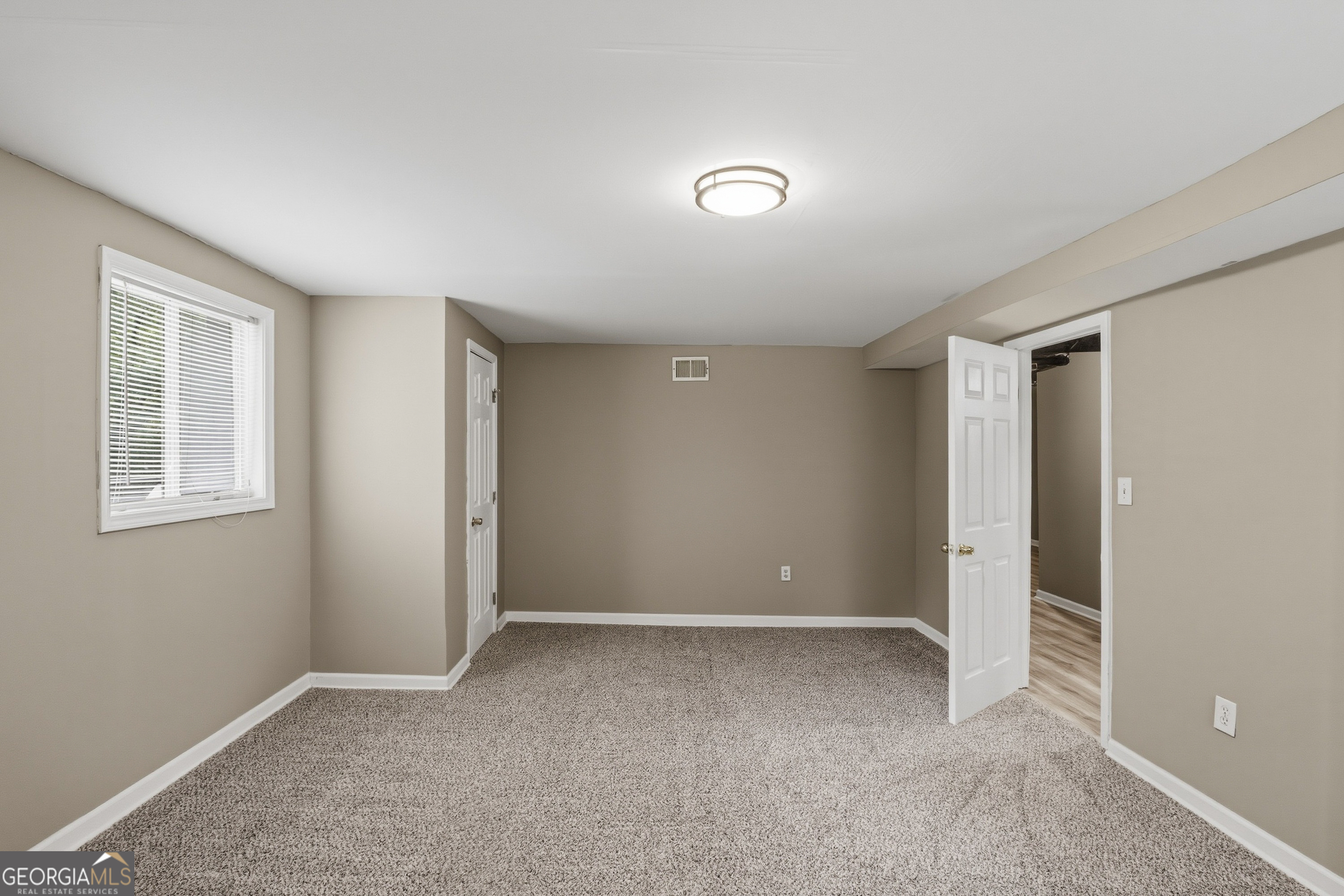 639 Cedrick Lane Stone Mountain GA 30087